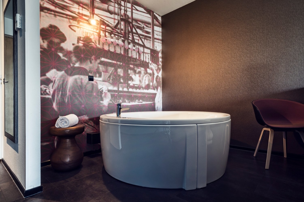 Inntel Hotels Art Eindhoven - Art Spa Room bath