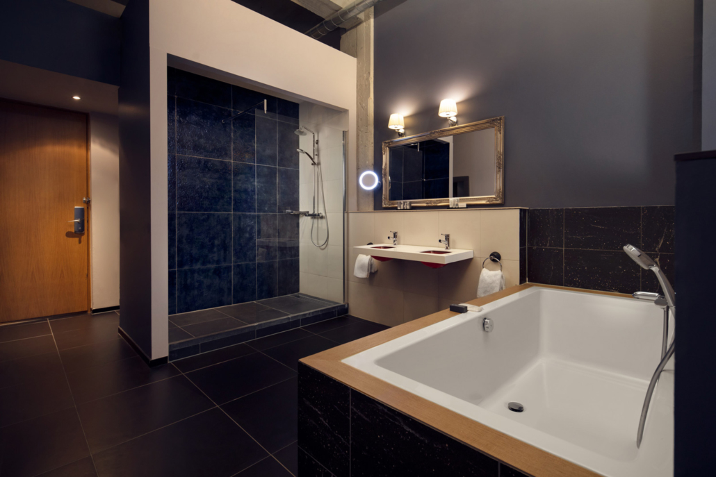 Inntel Hotels Art Eindhoven Loft Junior Suite Bathroom